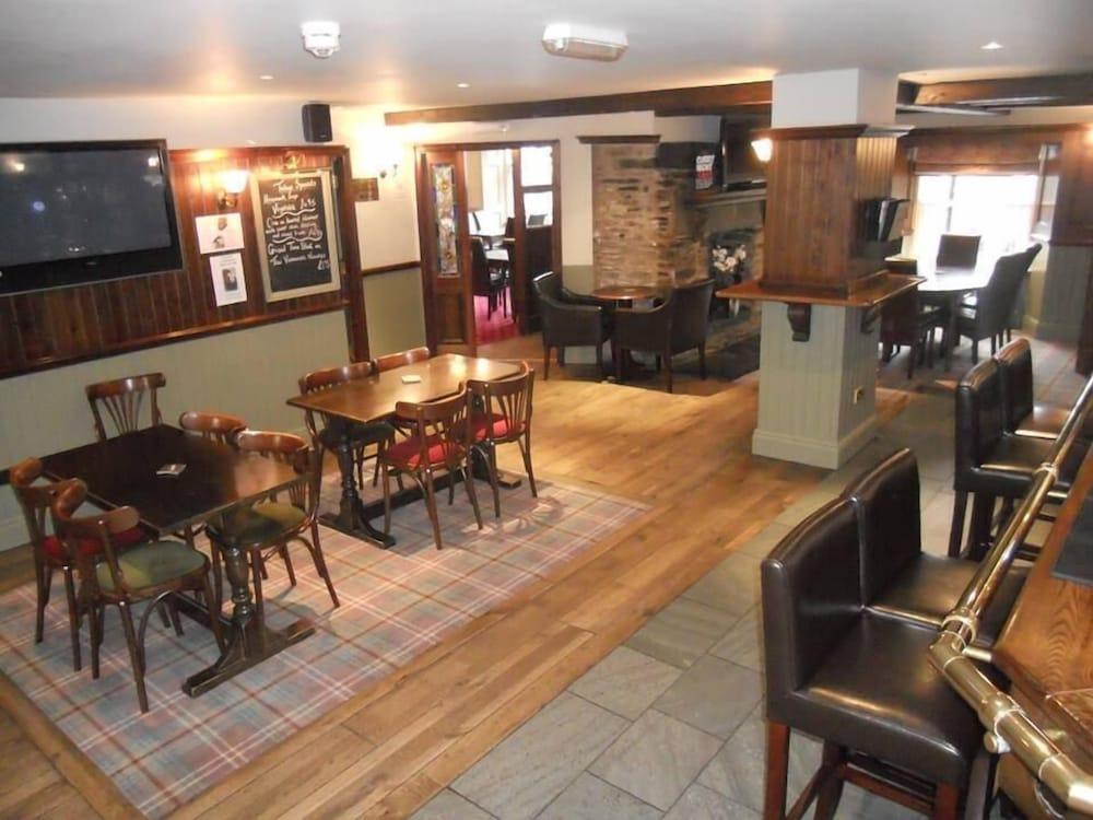 The Crown Inn Coniston Exterior photo
